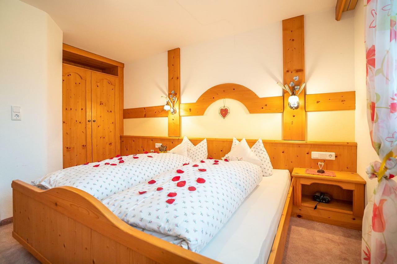 Haus Am Waldrand Apartment Leutasch Luaran gambar