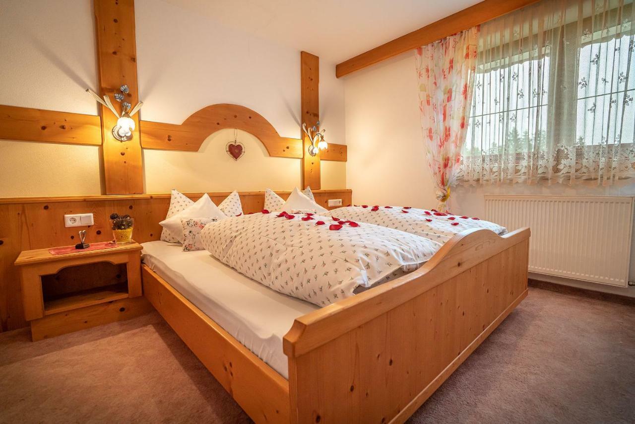 Haus Am Waldrand Apartment Leutasch Luaran gambar
